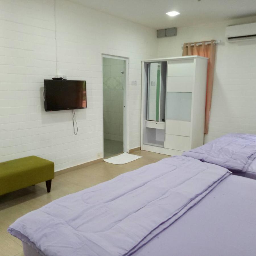 D Lima Beach Inn Pantai Cenang  Exterior foto